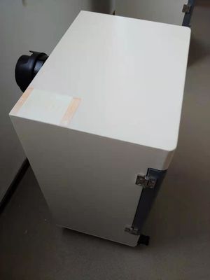 यूनिवर्सल पहियों के साथ पोर्टेबल 330W HEPA धूआं चिमटा