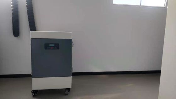 HEPA फिल्टर के साथ मजबूत 2400m3 / एच प्रयोगशाला धूआं चिमटा